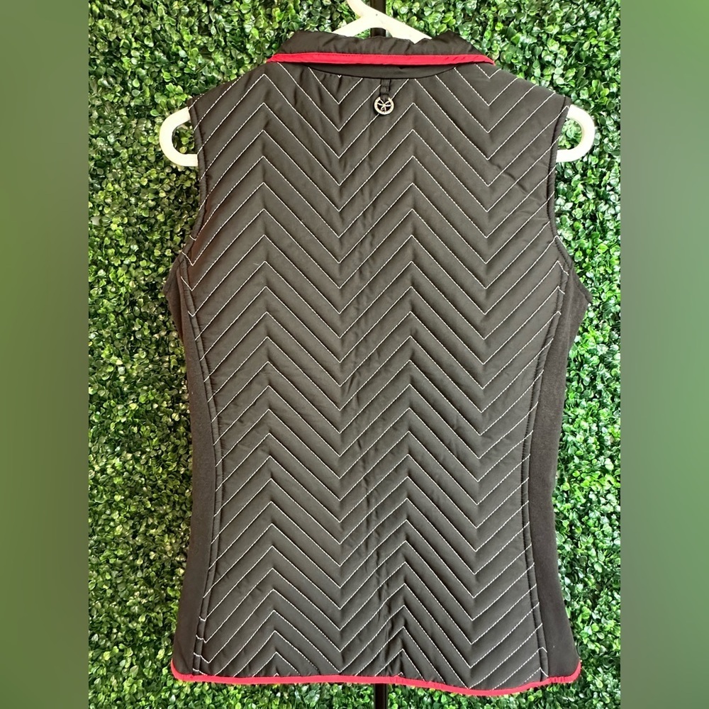 NWT Barrett Jackson Women’s Black/Red Zigzag Quilted Vest Sz Small - Picture 5 of 11